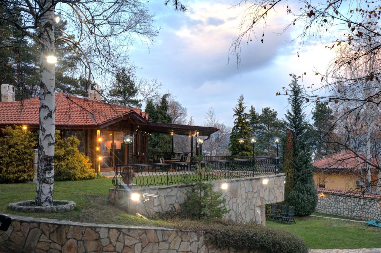 Villa Anna Luxury Lake Residence Shtarkelovo Gnezdo Extérieur photo